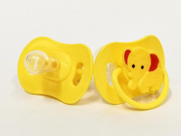 Pacifier and Chain from CUTIE – Yellow