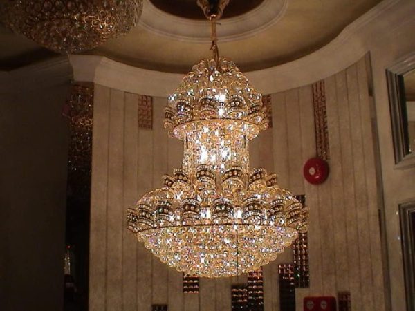 Classic chandelier gold plated metal chassis – 2098